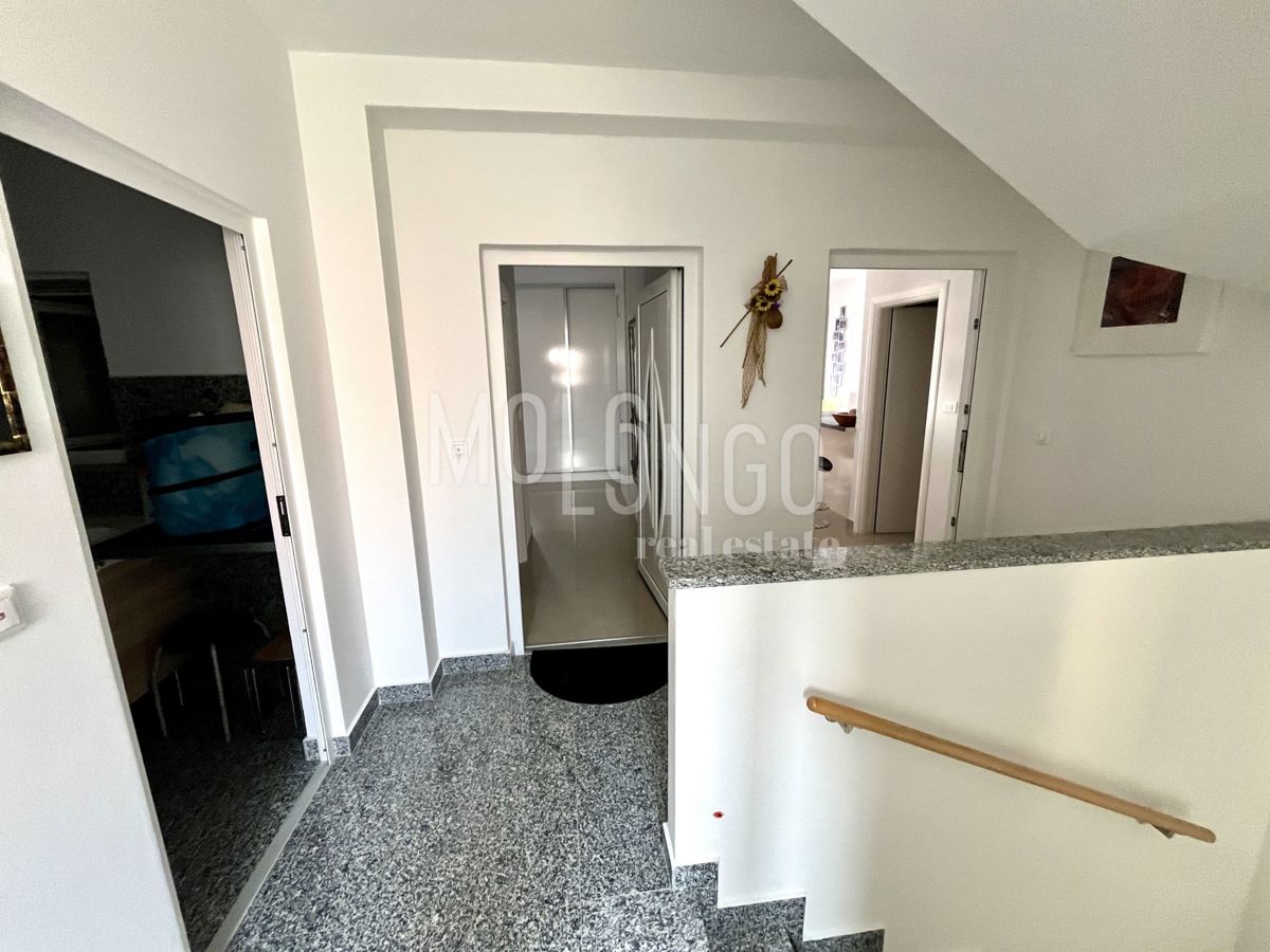 Hiša Jadranovo, Crikvenica, 363m2