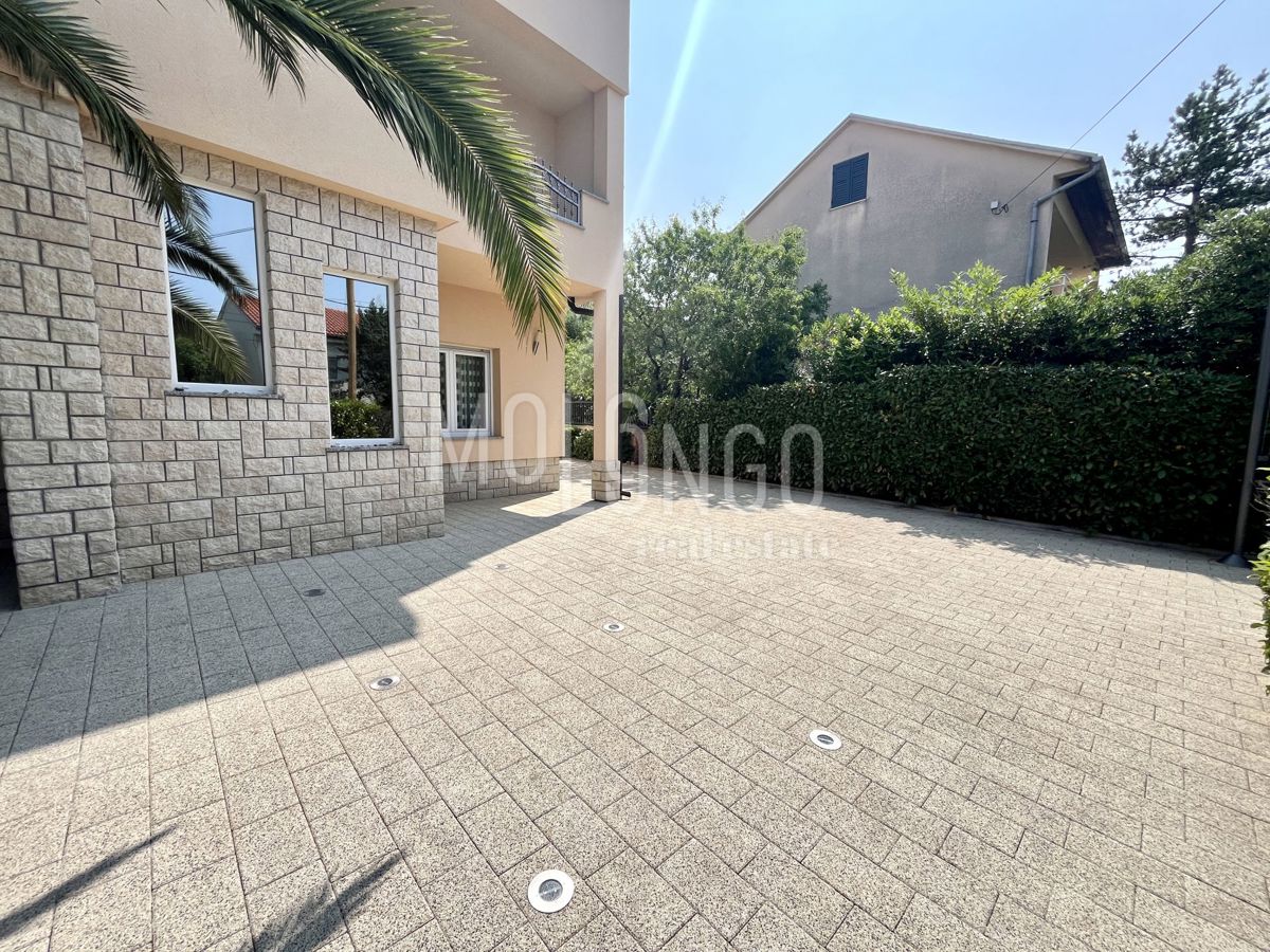 Hiša Jadranovo, Crikvenica, 363m2