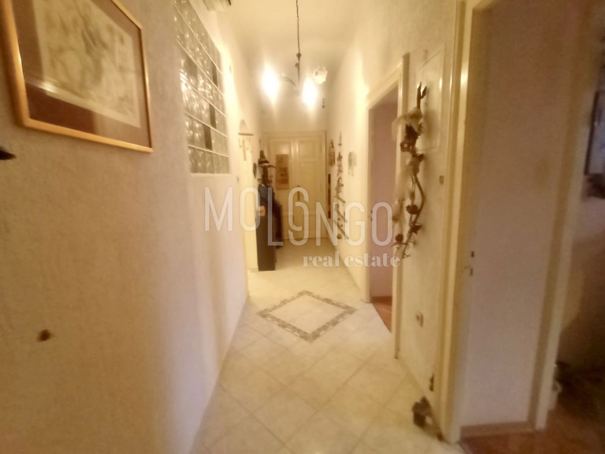 Stanovanje/apartma Centar, Rijeka, 90m2