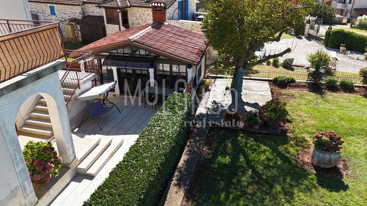 Hiša Markovac, Višnjan, 270m2