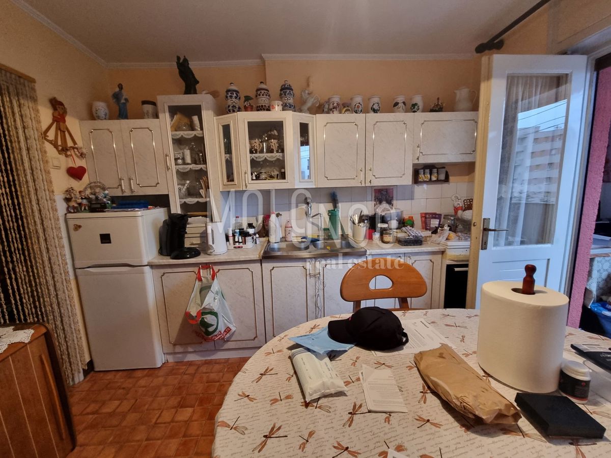 Stanovanje/apartma Donja Vežica, Rijeka, 53m2