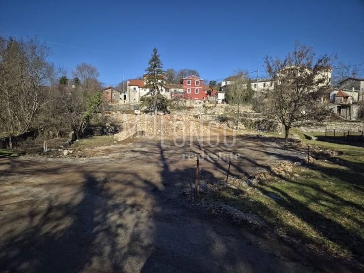 Zemljišče Jurdani, Matulji, 1.560m2