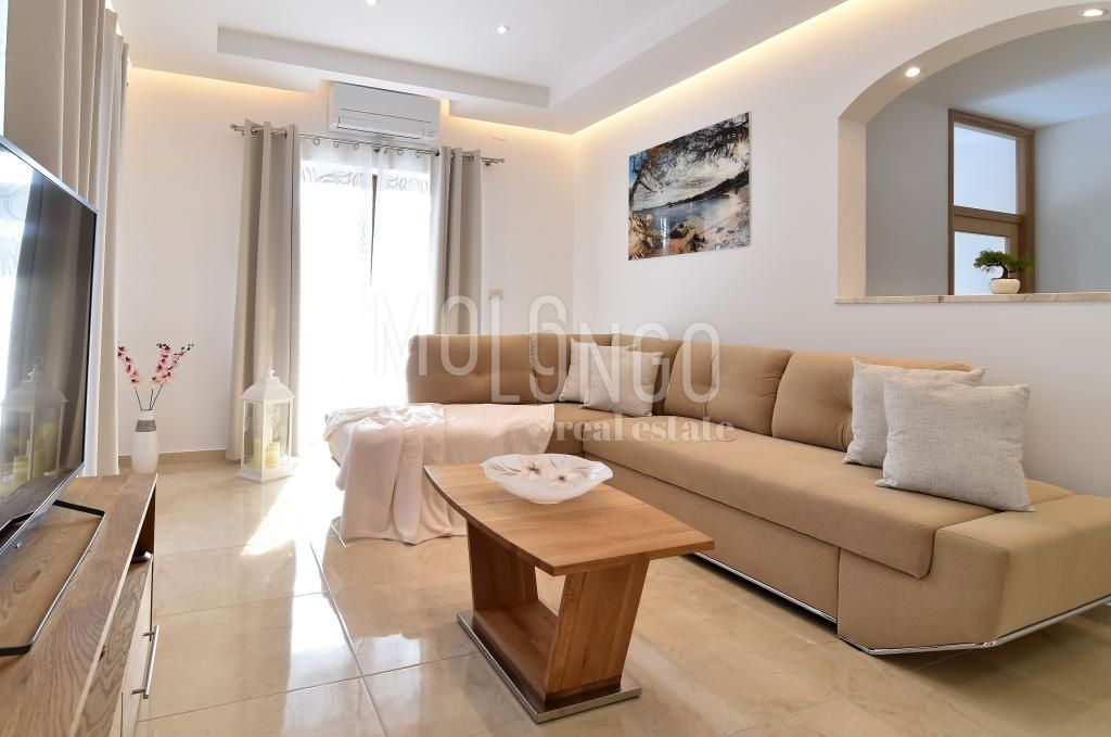 Hiša Linardići, Krk, 350m2