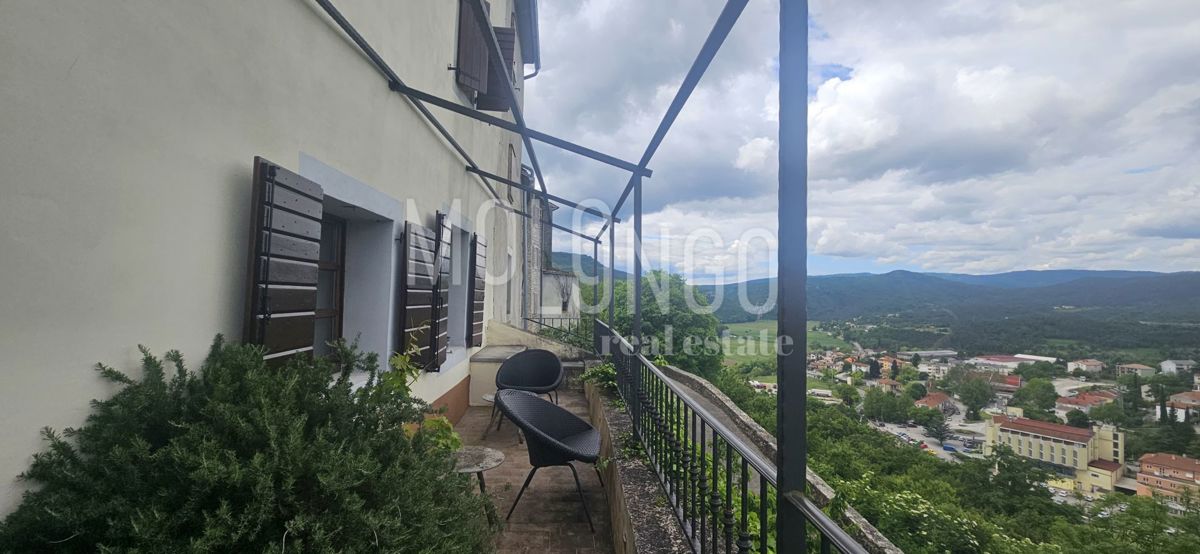 Hiša Buzet, 150m2