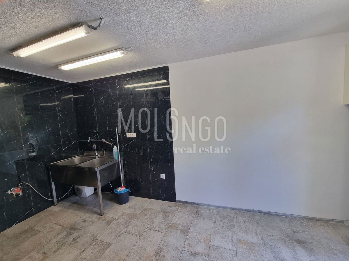 Poslovni prostor Centar, Rijeka, 12m2