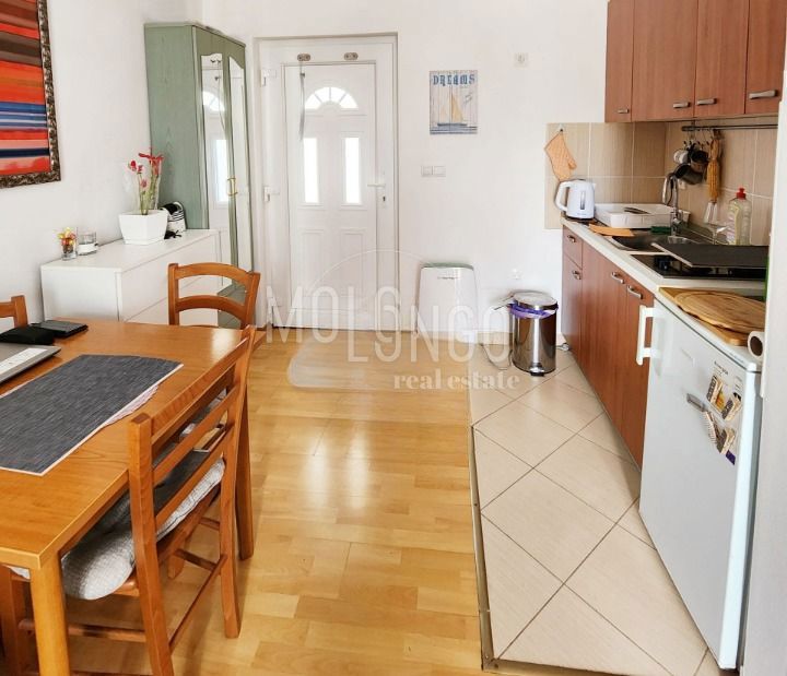 ISTRA, POREČ stan 1s+db savršena lokacija blizu mora