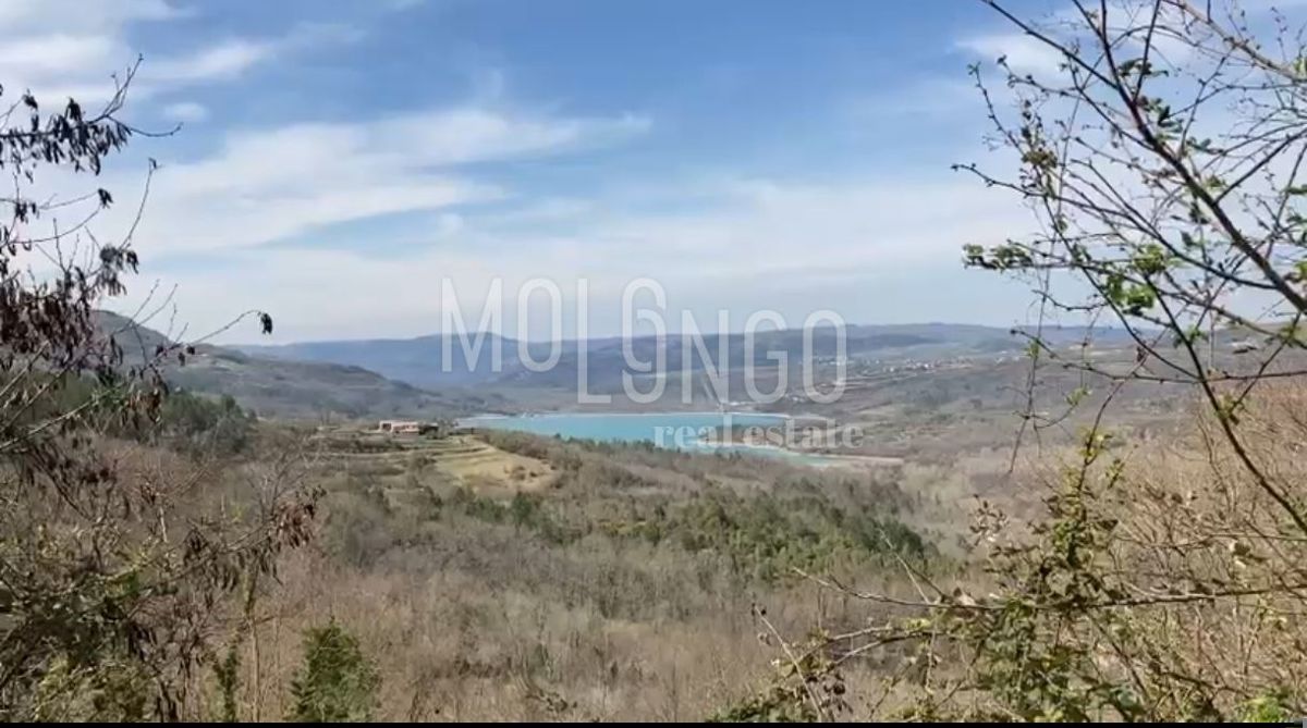 Zemljišče Kršikla, Pazin - Okolica, 1.000m2