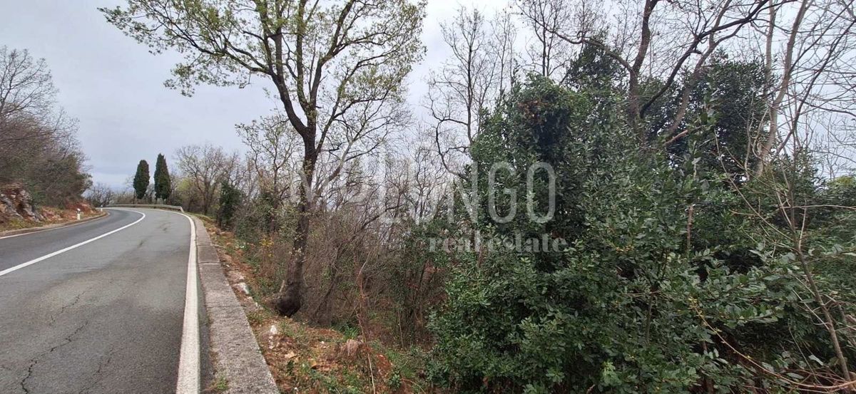 Zemljišče Mošćenička Draga, 1.677m2