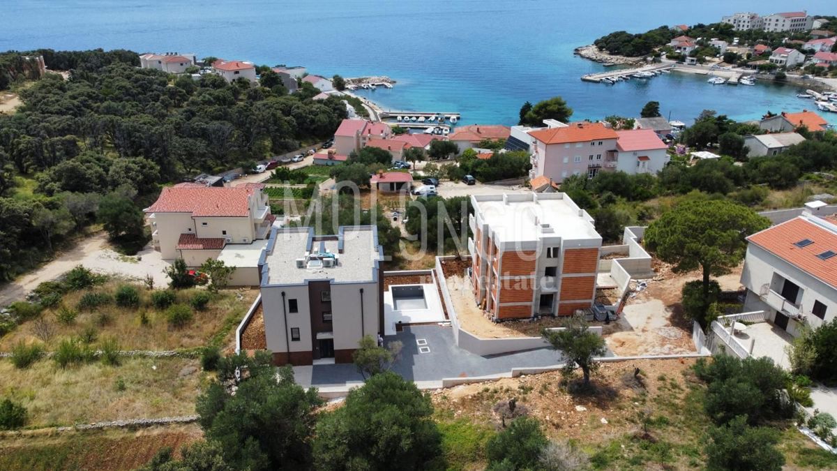 NOVALJA, JAKIŠNICA -  Apartman s predivnim pogledom na more