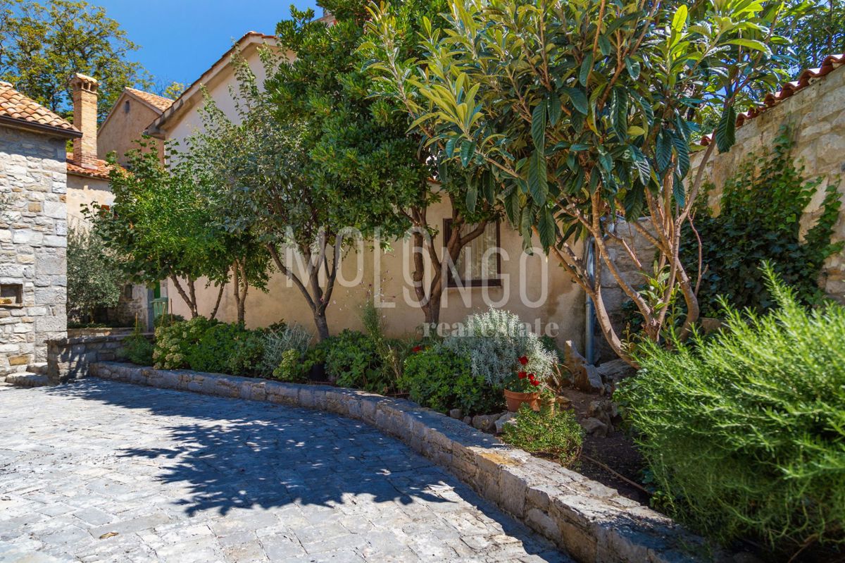 Hiša Gračišće, 400m2