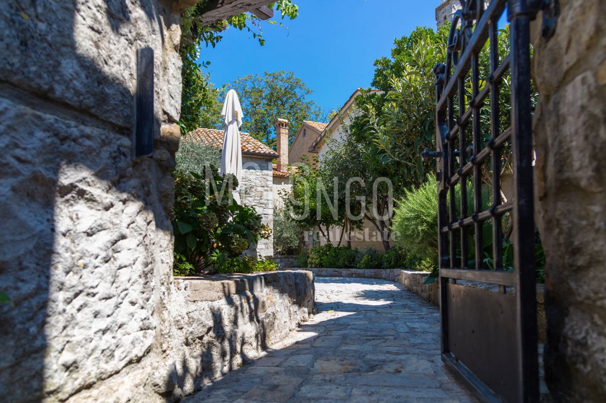 Hiša Gračišće, 400m2