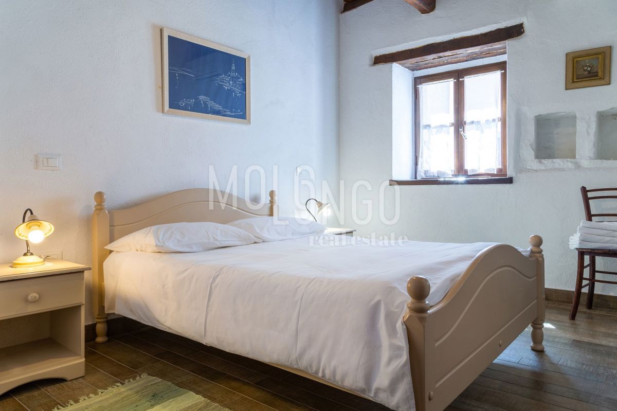 Hiša Gračišće, 400m2