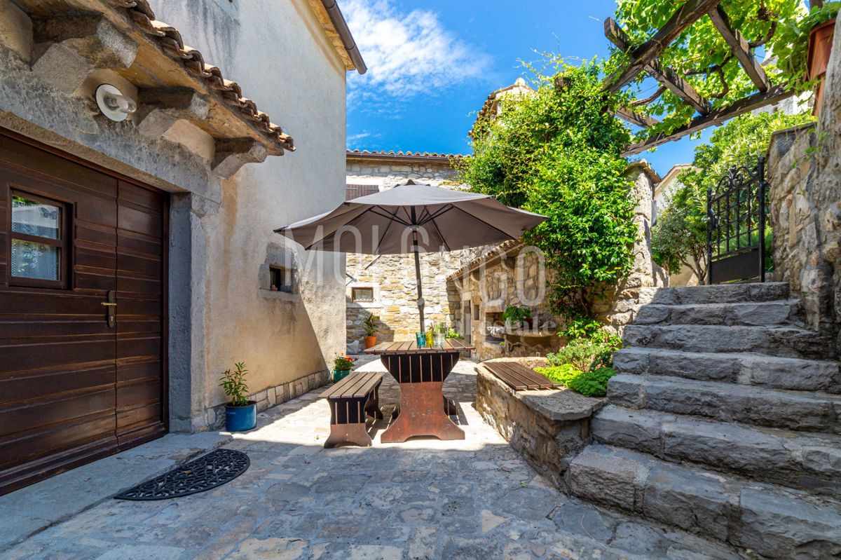 Hiša Gračišće, 400m2