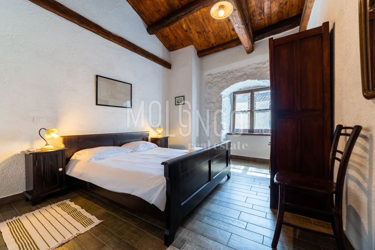 Hiša Gračišće, 400m2