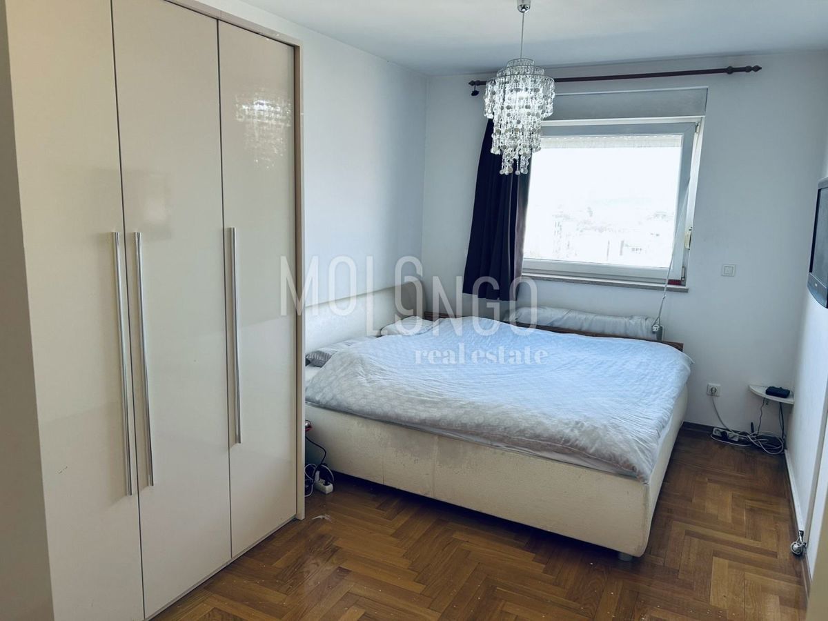 Istra, Pula – Stanovanje 84 m², le 1 km od morja