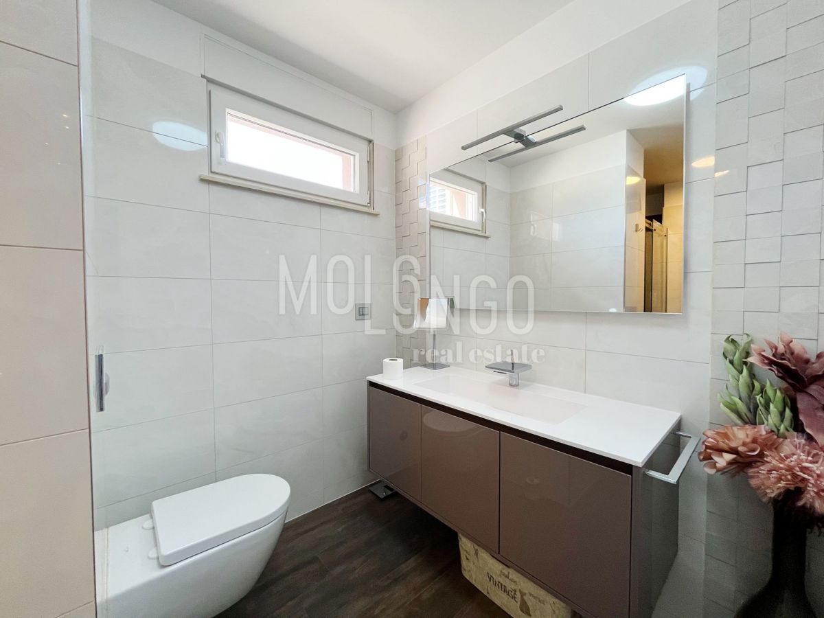 Stanovanje/apartma Drenova, Rijeka, 77m2