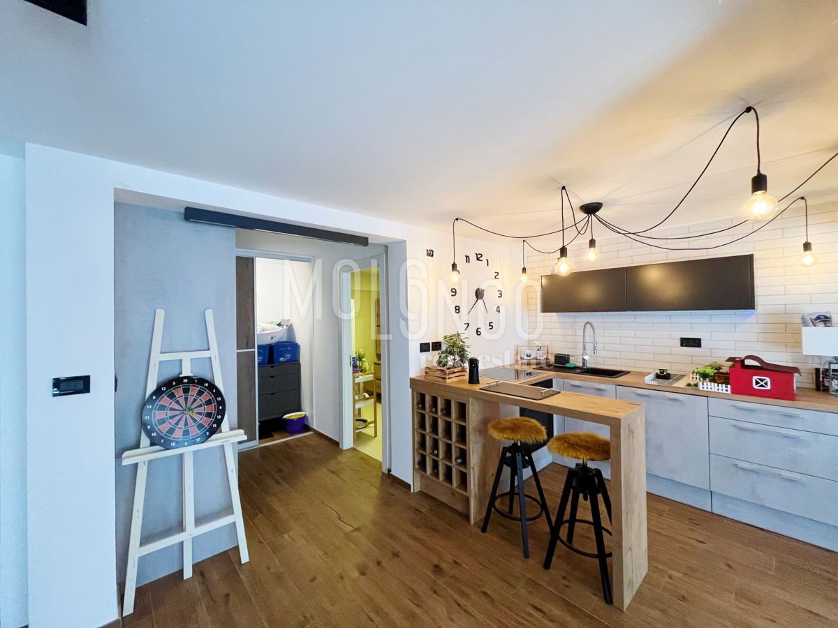 Stanovanje/apartma Drenova, Rijeka, 77m2