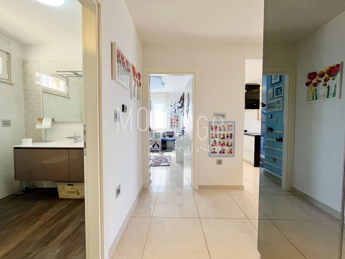 Stanovanje/apartma Drenova, Rijeka, 77m2