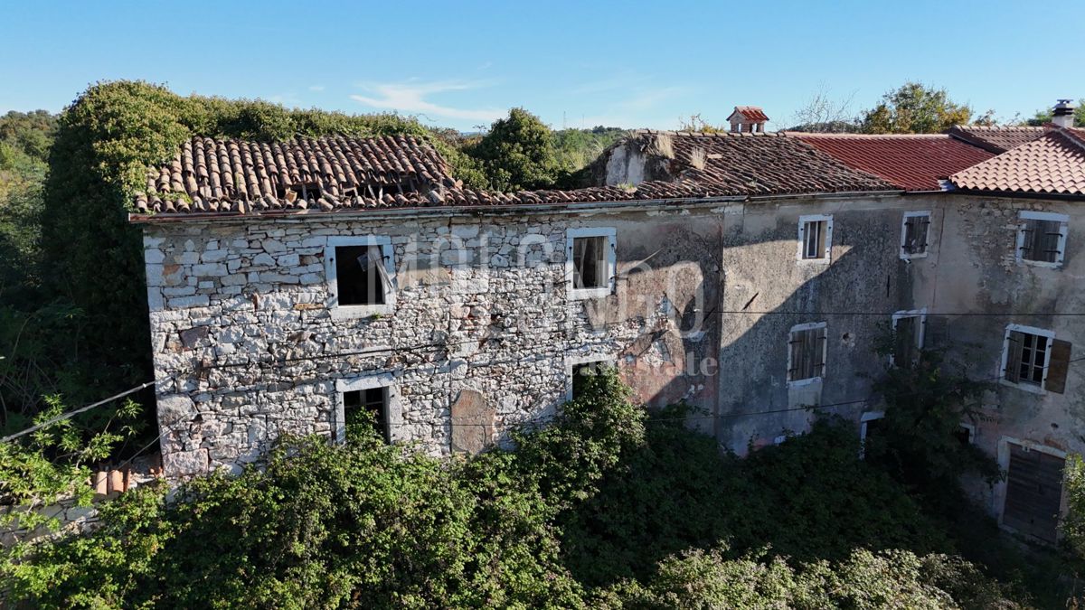 Zemljišče Vižinada, 5.000m2