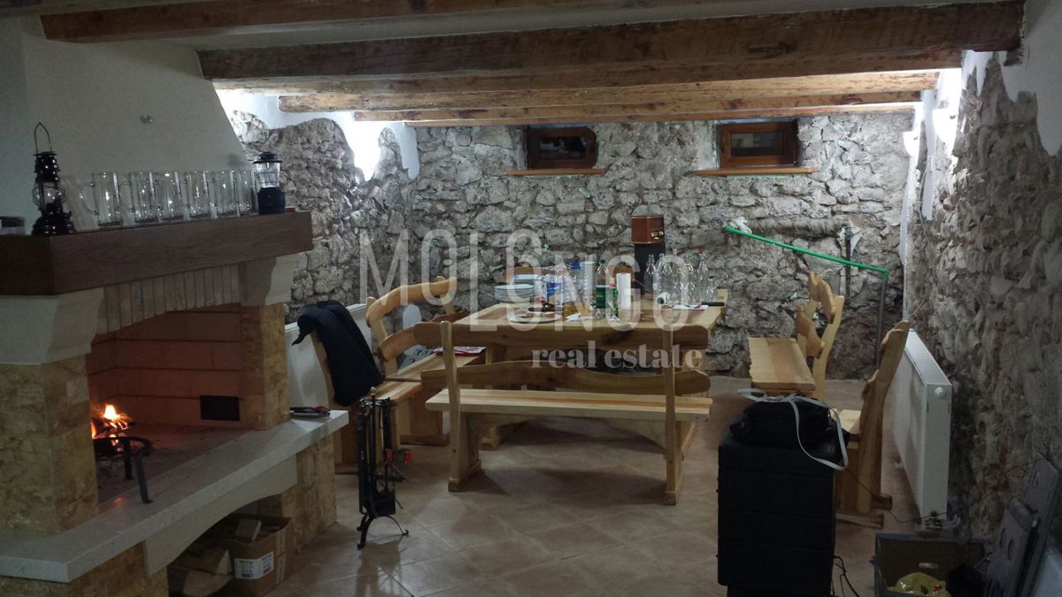 Hiša Mrkopalj, 208m2