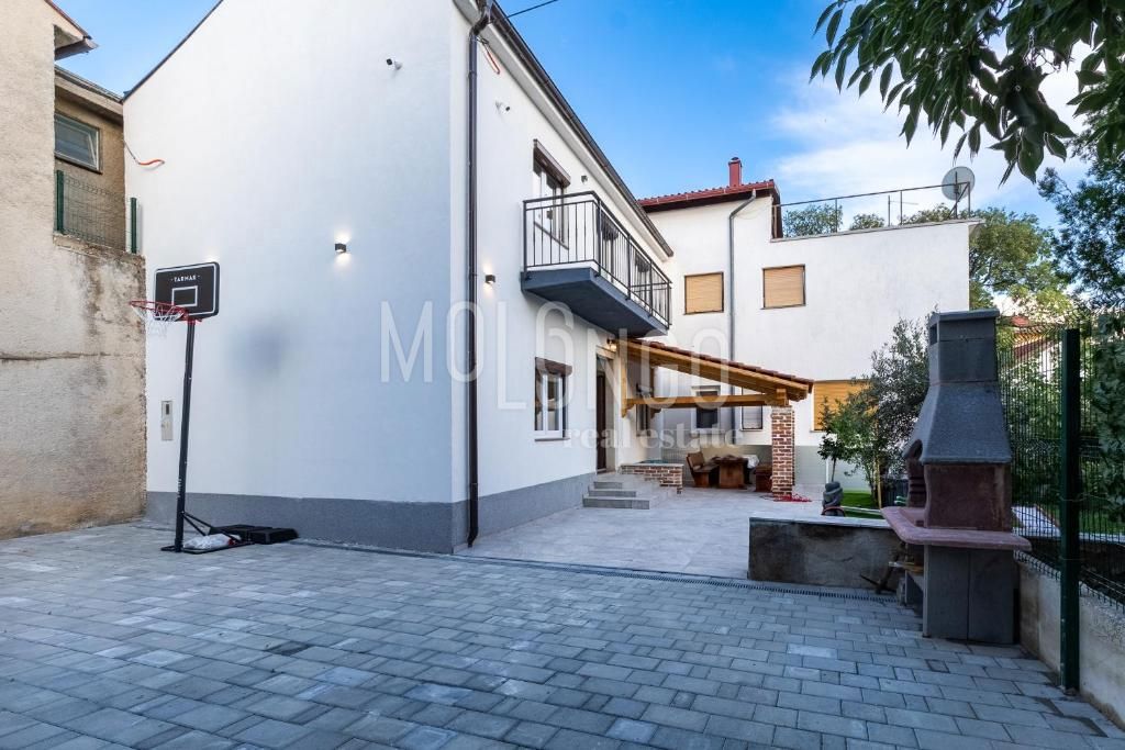 Hiša Novi Vinodolski, 110m2