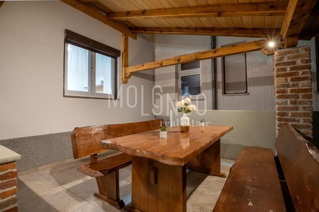 Hiša Novi Vinodolski, 110m2