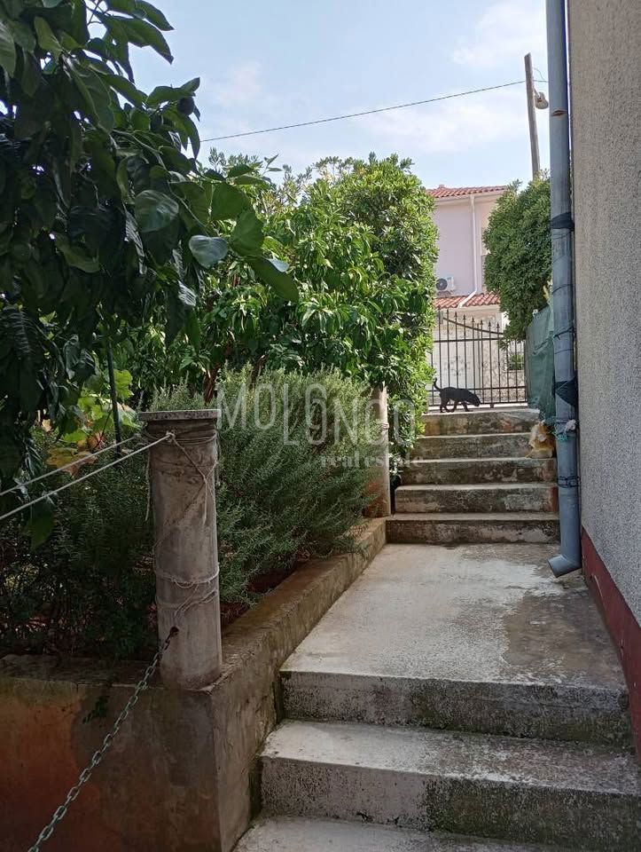 Hiša Veli vrh, Pula, 111m2