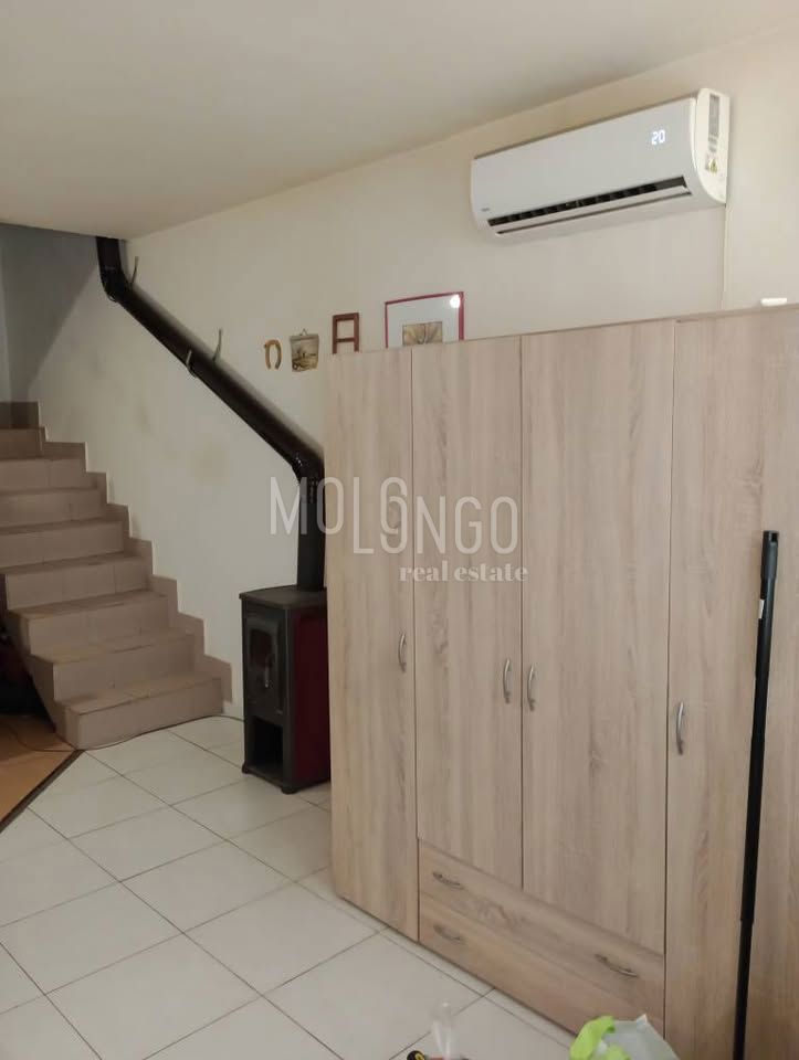 Hiša Veli vrh, Pula, 111m2