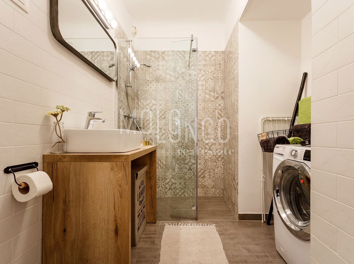 Stanovanje/apartma Centar, Rijeka, 77m2