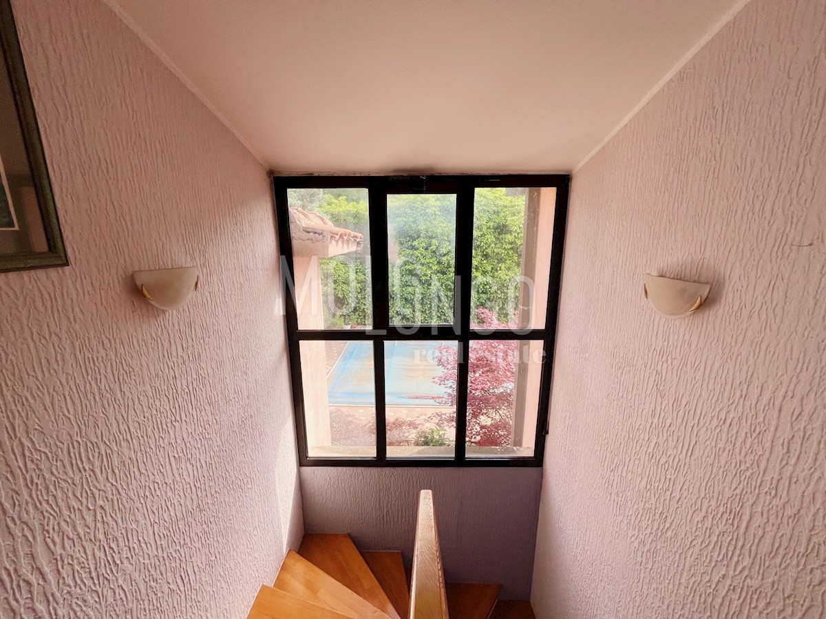 Hiša Škurinje, Rijeka, 240m2