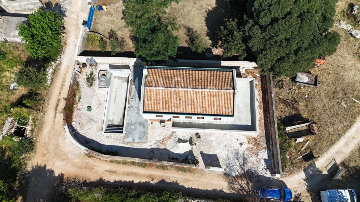 ISTRA, BALE - Luksuzna vila v srcu Istre – popolna kombinacija modernega in tradicionalnega