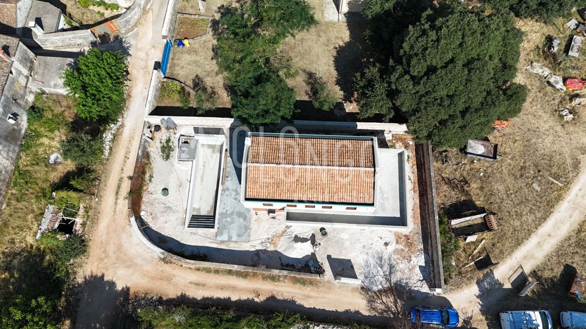 ISTRA, BALE - Luksuzna vila v srcu Istre – popolna kombinacija modernega in tradicionalnega