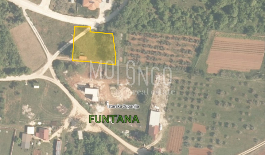 Zemljišče Funtana, 1.077m2