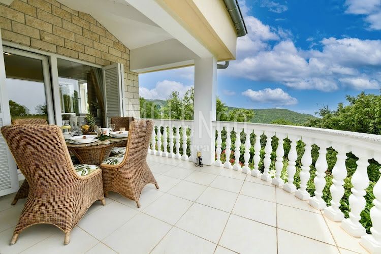 Hiša Grižane-Belgrad, Vinodolska Općina, 278,08m2