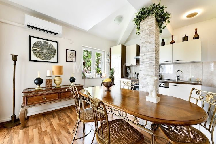 Hiša Grižane-Belgrad, Vinodolska Općina, 278,08m2