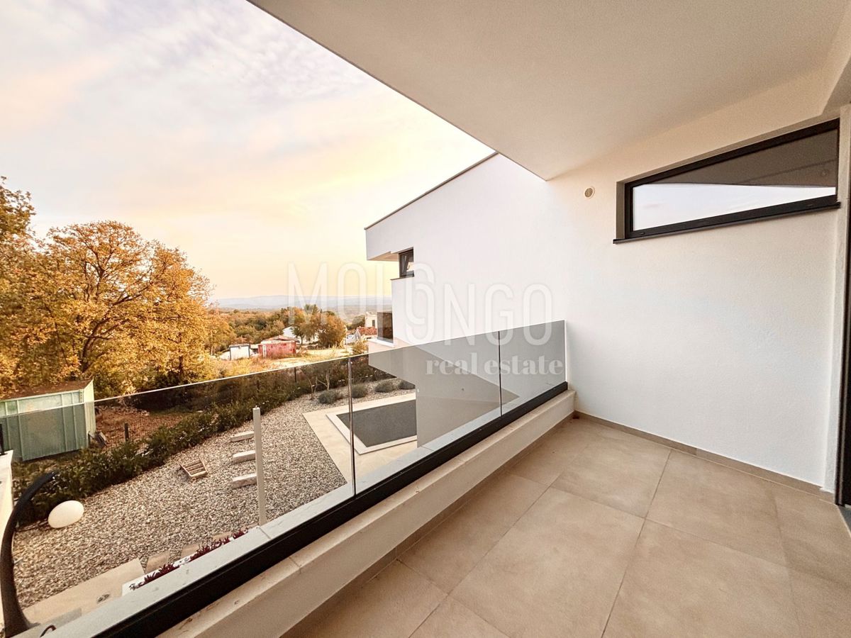 Hiša Omišalj, 185m2