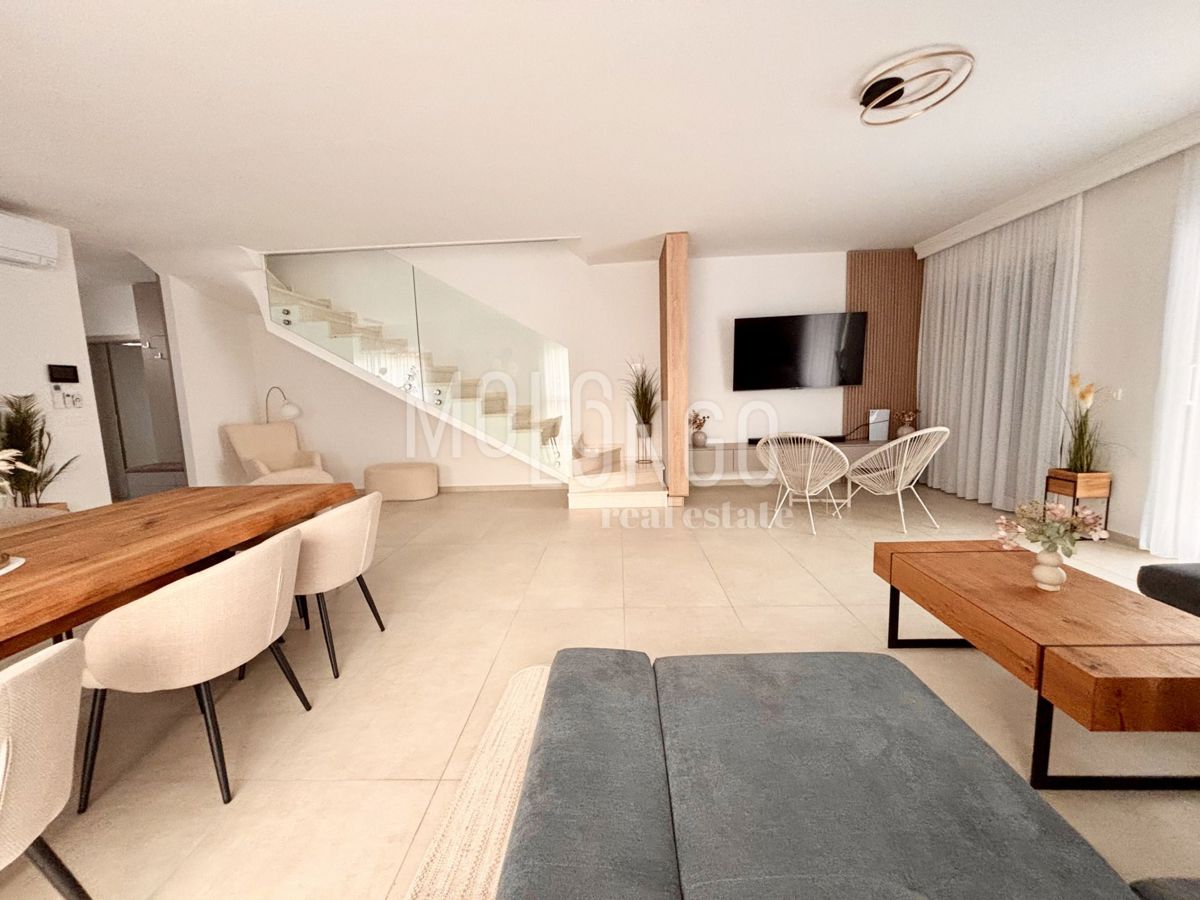 Hiša Omišalj, 185m2