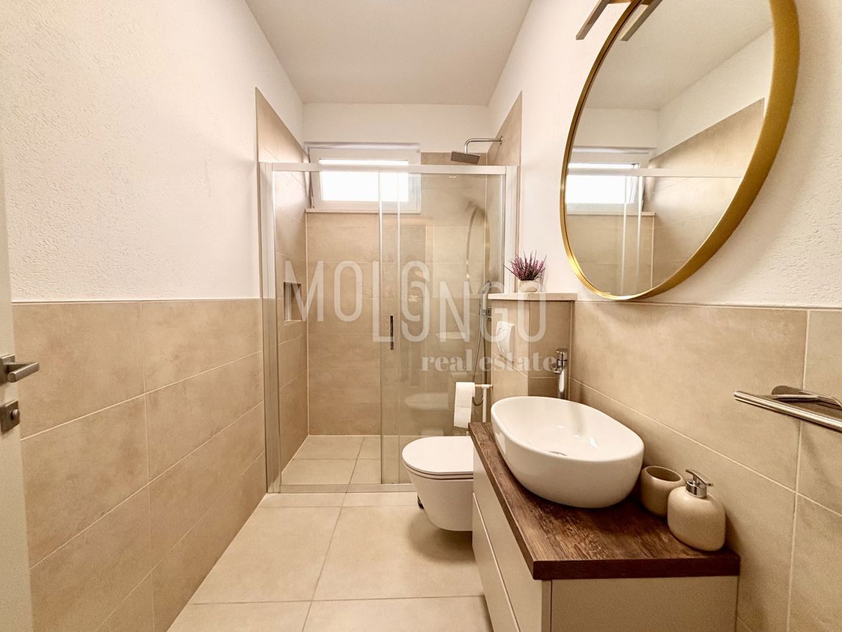 Hiša Omišalj, 185m2