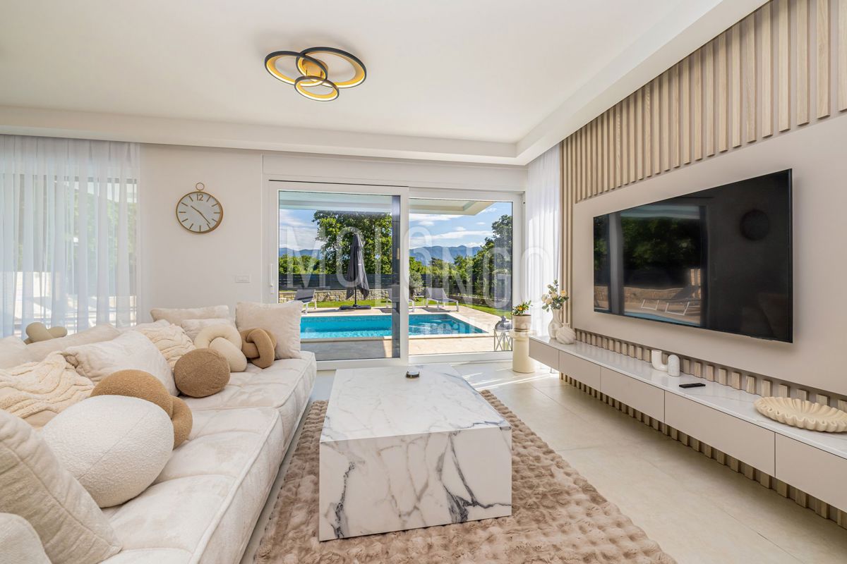 Hiša Omišalj, 191m2