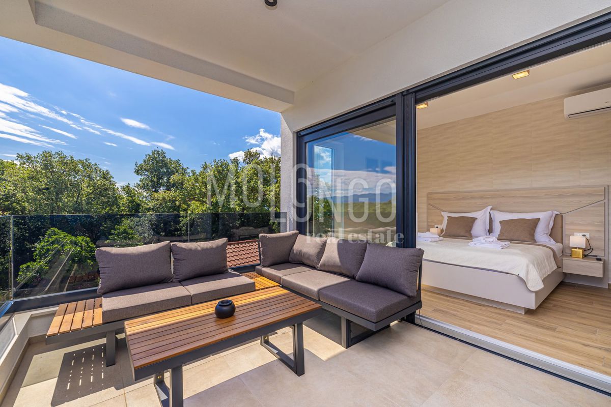 Hiša Omišalj, 191m2