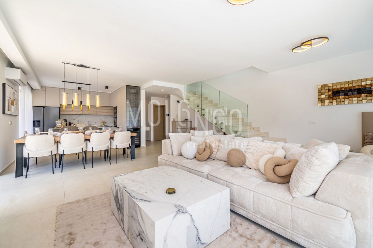 Hiša Omišalj, 191m2