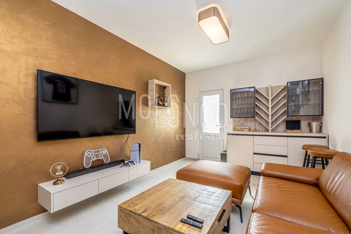 Hiša Omišalj, 191m2