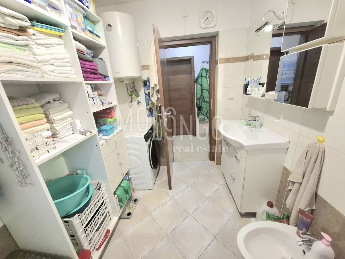 Stanovanje/apartma Sroki, Viškovo, 85m2