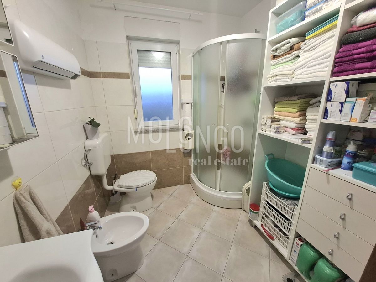 Stanovanje/apartma Sroki, Viškovo, 85m2