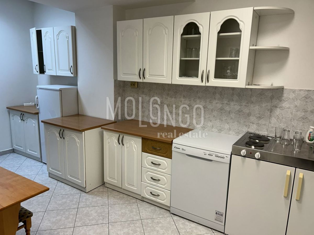 Poslovni prostor Škurinje, Rijeka, 328m2