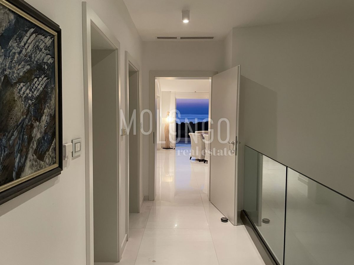 Stanovanje/apartma Štinjan, Pula, 171,10m2