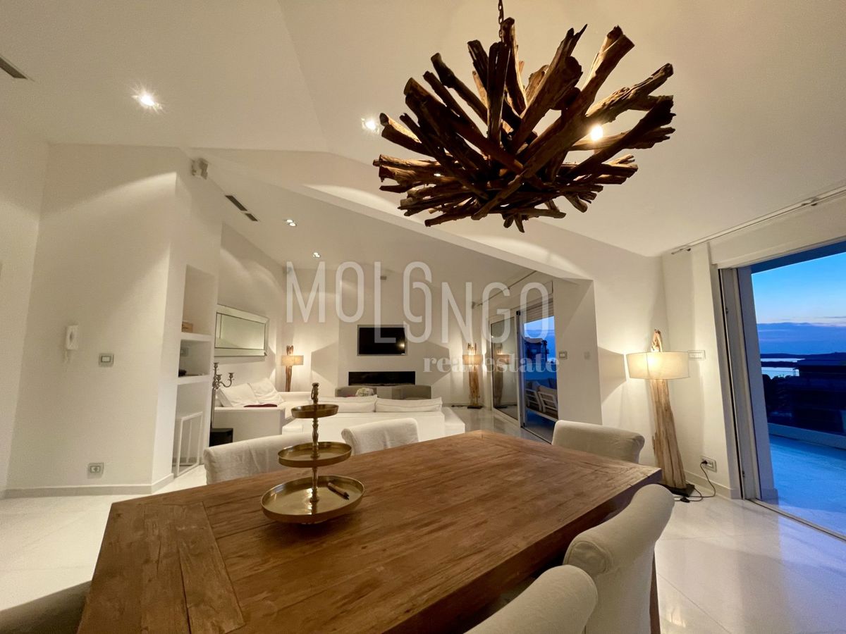 Stanovanje/apartma Štinjan, Pula, 171,10m2