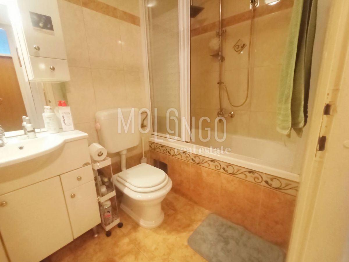 Stanovanje/apartma Hosti, Rijeka, 74,04m2