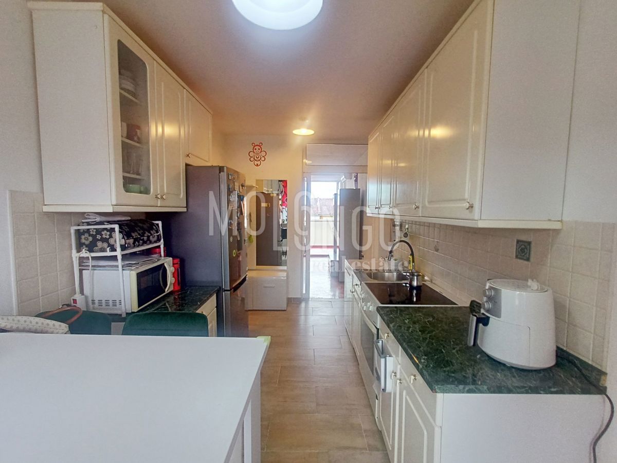 Stanovanje/apartma Hosti, Rijeka, 74,04m2