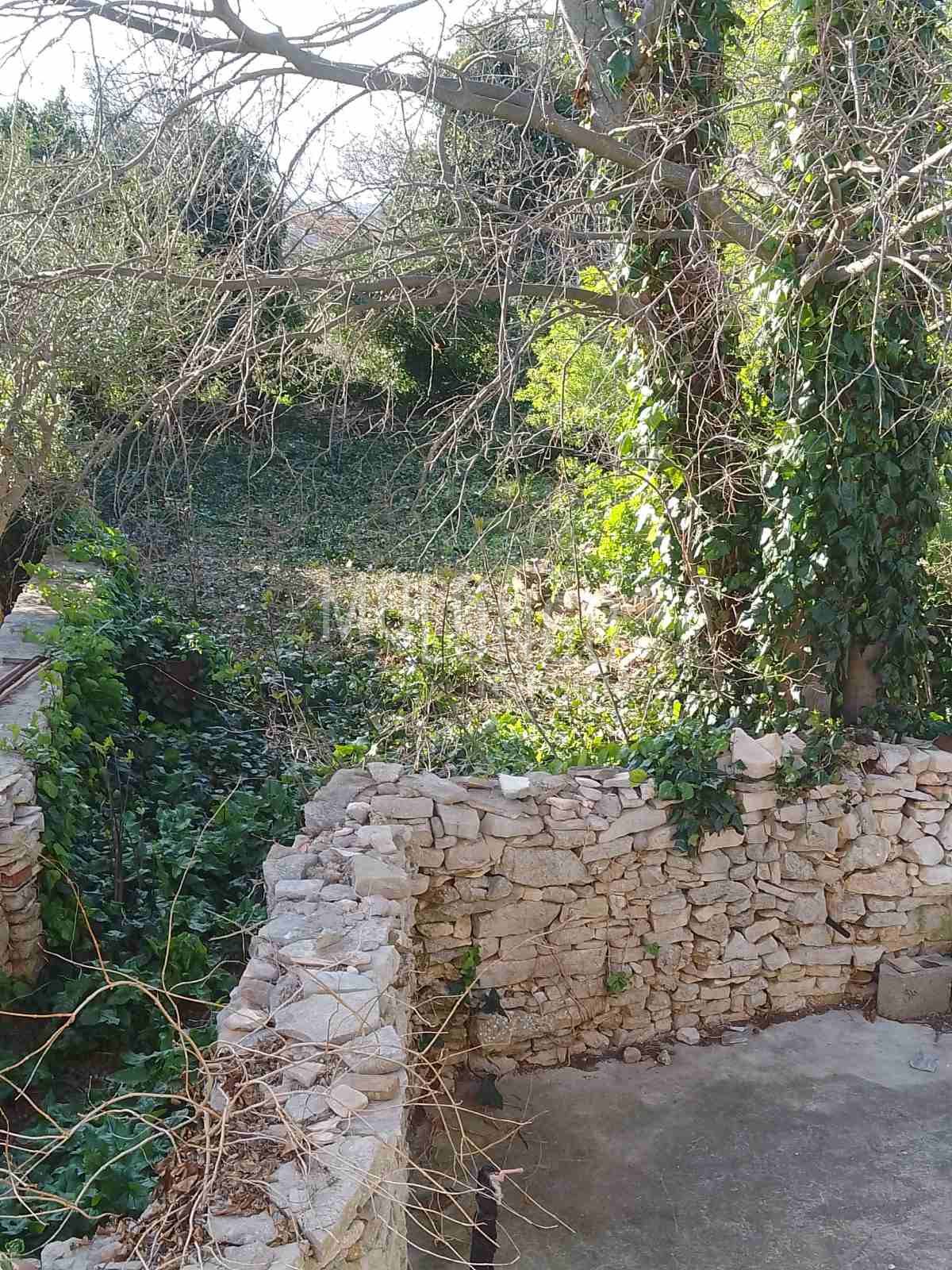 ISTRA, okolica PULE – Kamnita hiša za obnovo